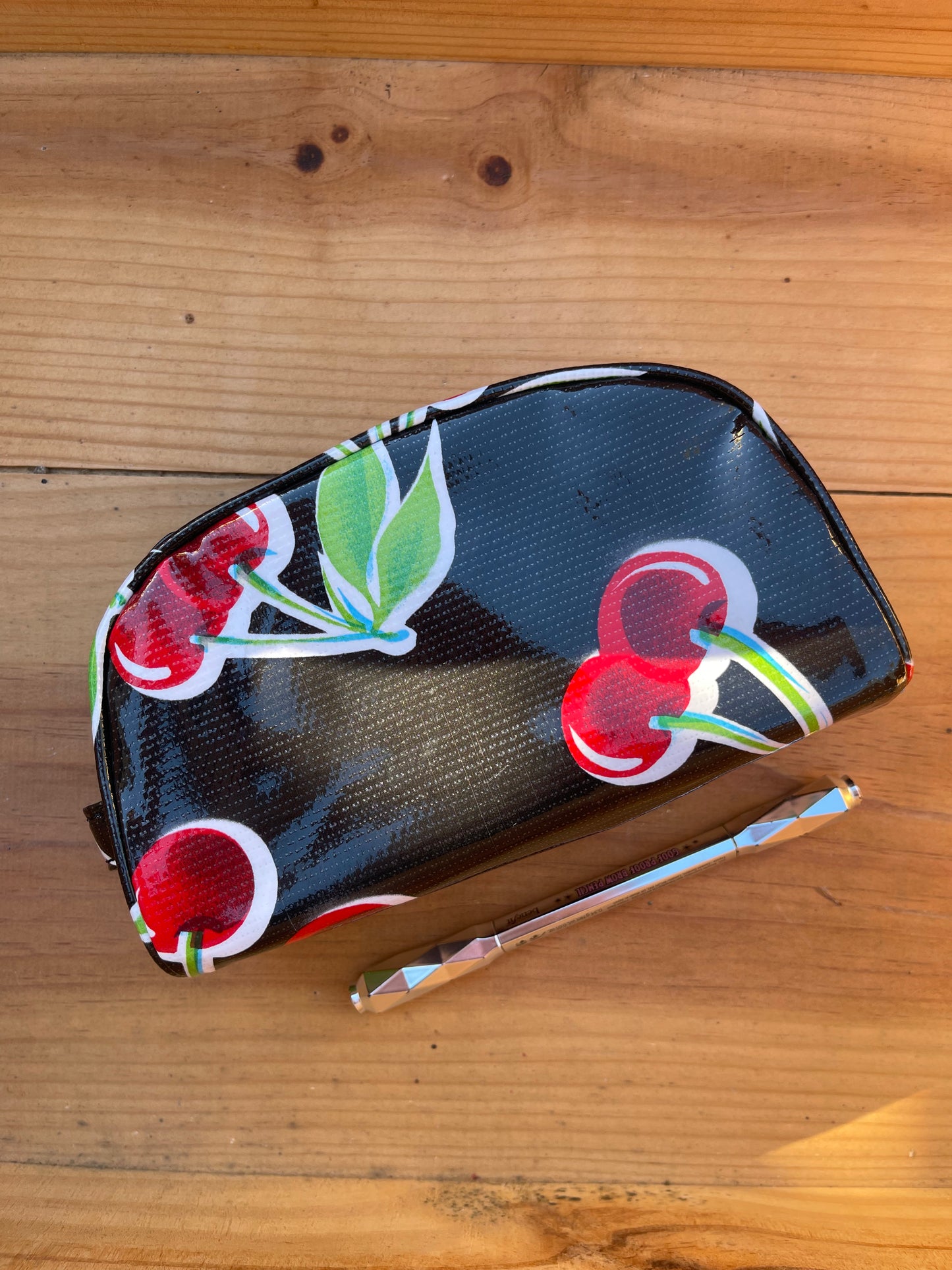 Black Cherry Oilcloth Combination Set - Mini Cosmetic Bag & Small Pouch
