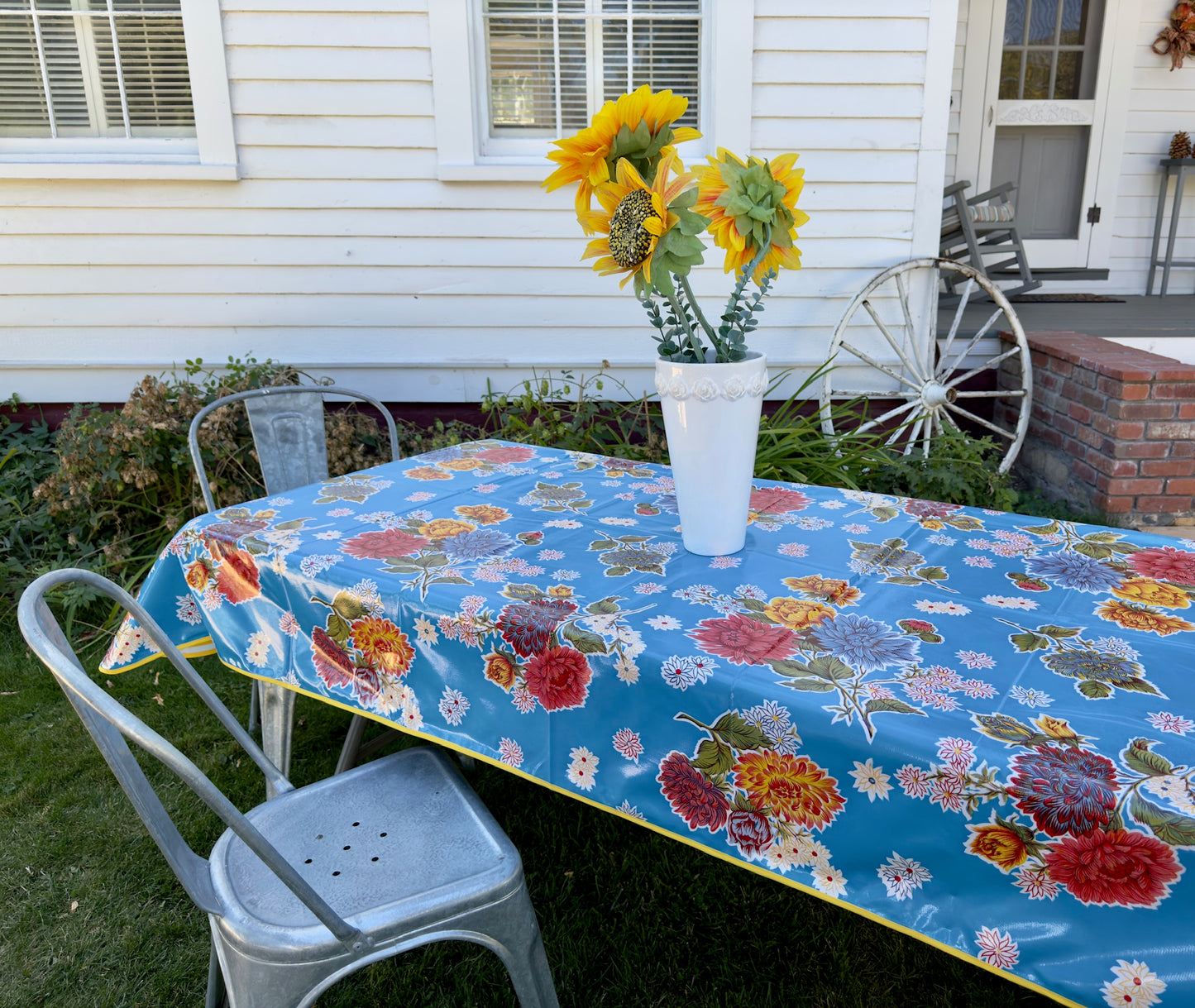 Light Blue Mums Oilcloth Tablecloths