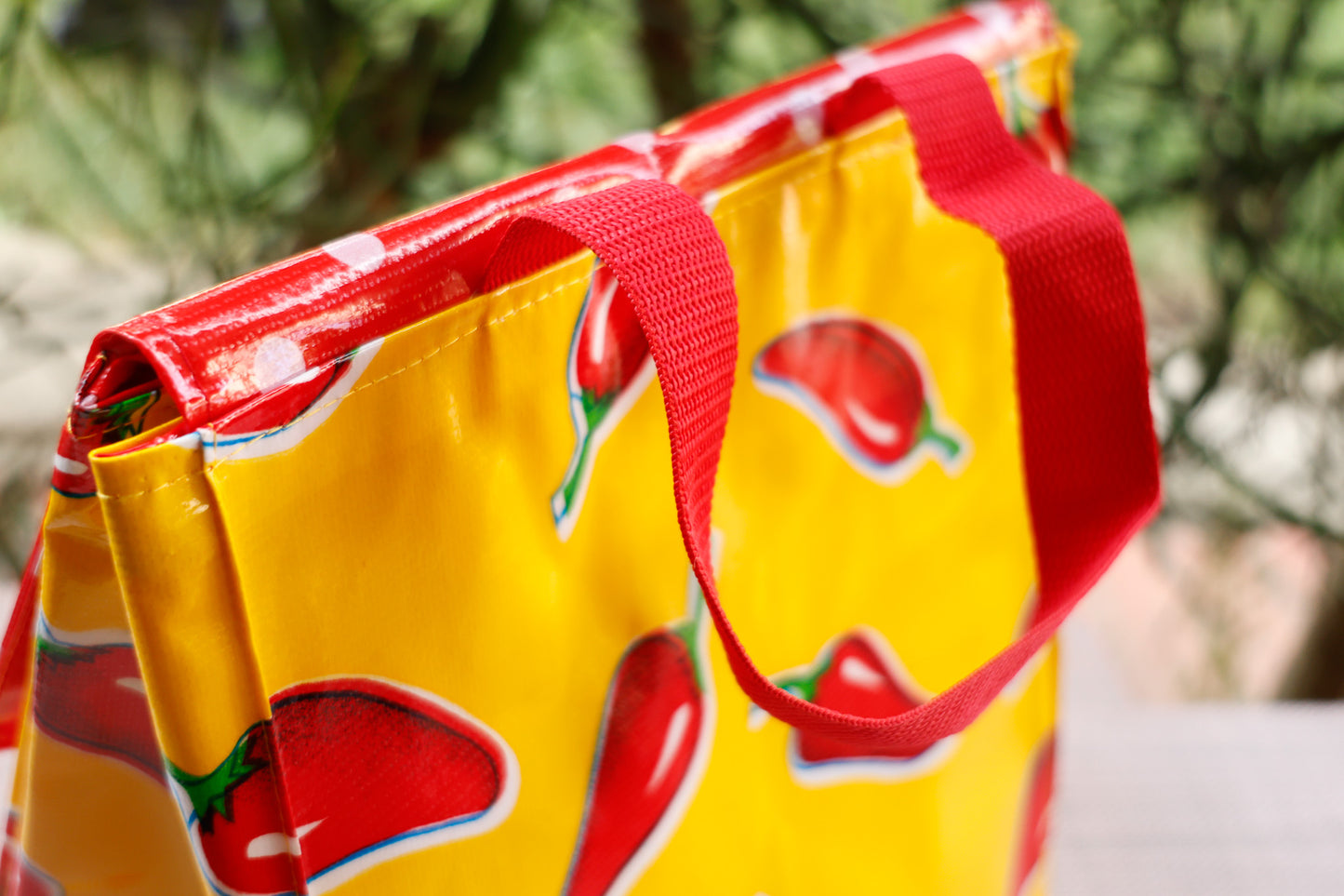 Oilcloth Insulated Lunch Bag - Yellow Chilis