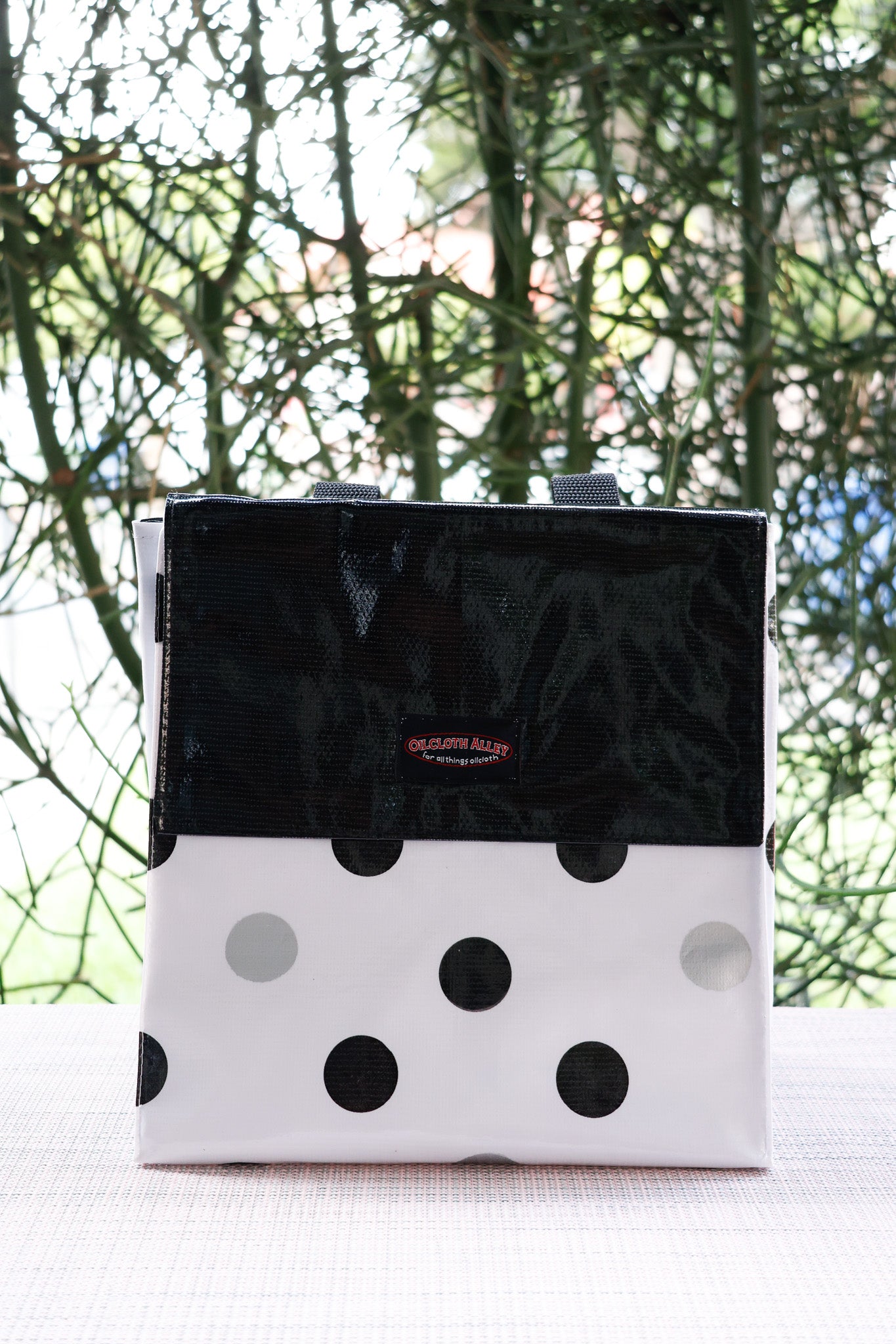 Oilcloth Insulated Lunch Bag - Black and Silver Confetti