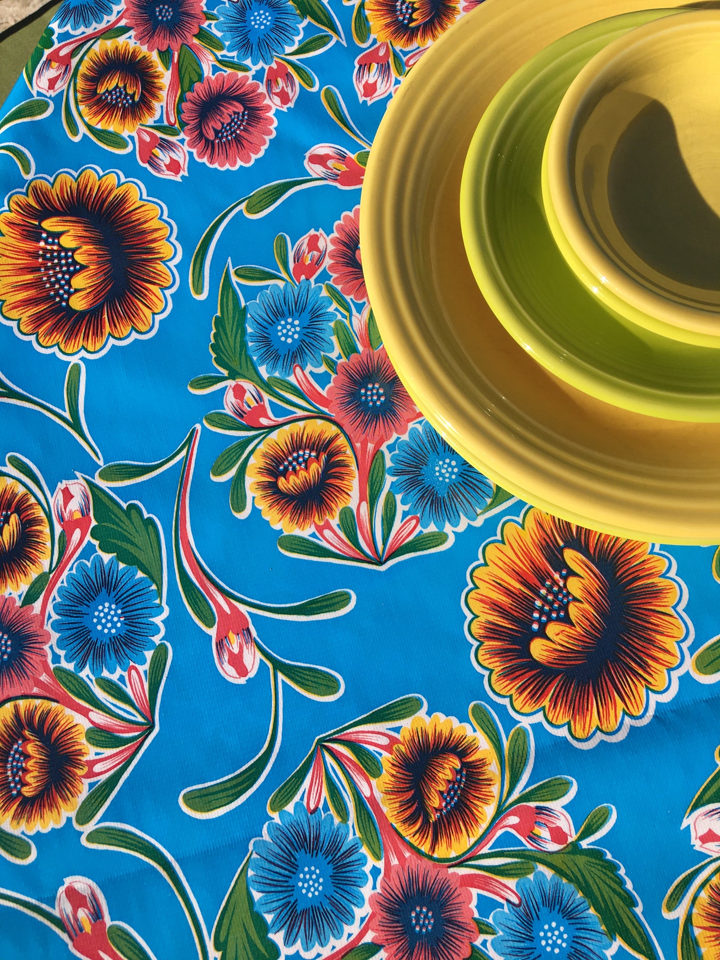 Round Light Blue Spring Bloom Oilcloth Tablecloths