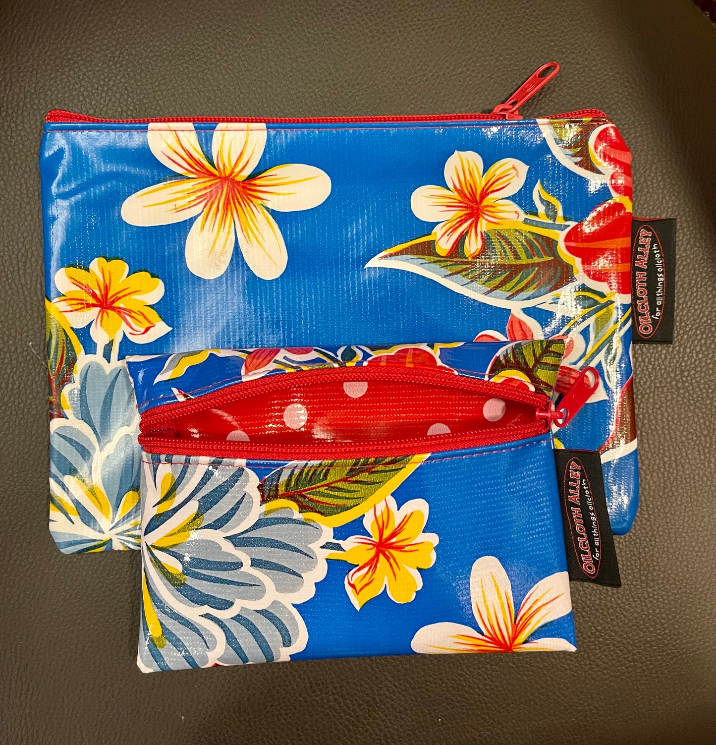 Blue Hibiscus Oilcloth Pouch Set, Small & Medium