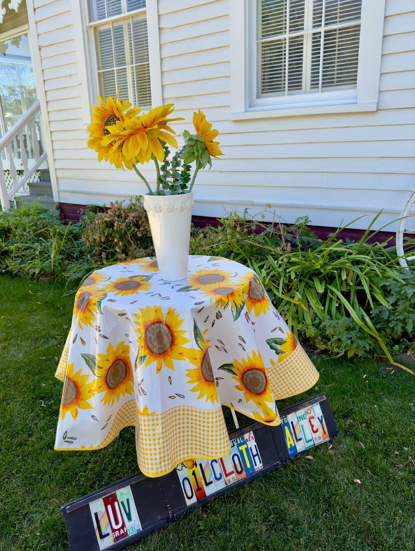 Round Sunflower Oilcloth Tablecloths