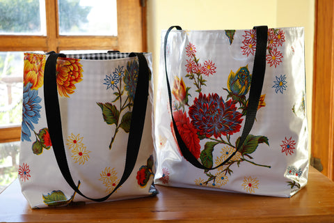 Reversible Oilcloth Totebag - White Mums with Black Gingham - Two Sizes