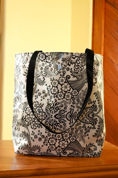 Reversible Oilcloth Totebag - Black and White Toile with Pink or Black ...
