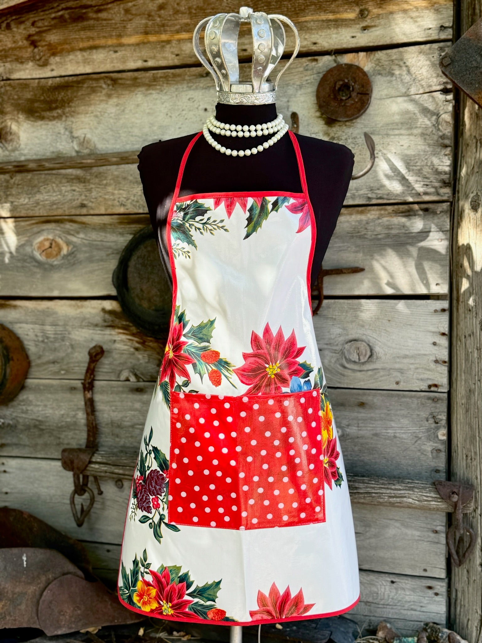 White Vintage Christmas Oilcloth Chef Apron
